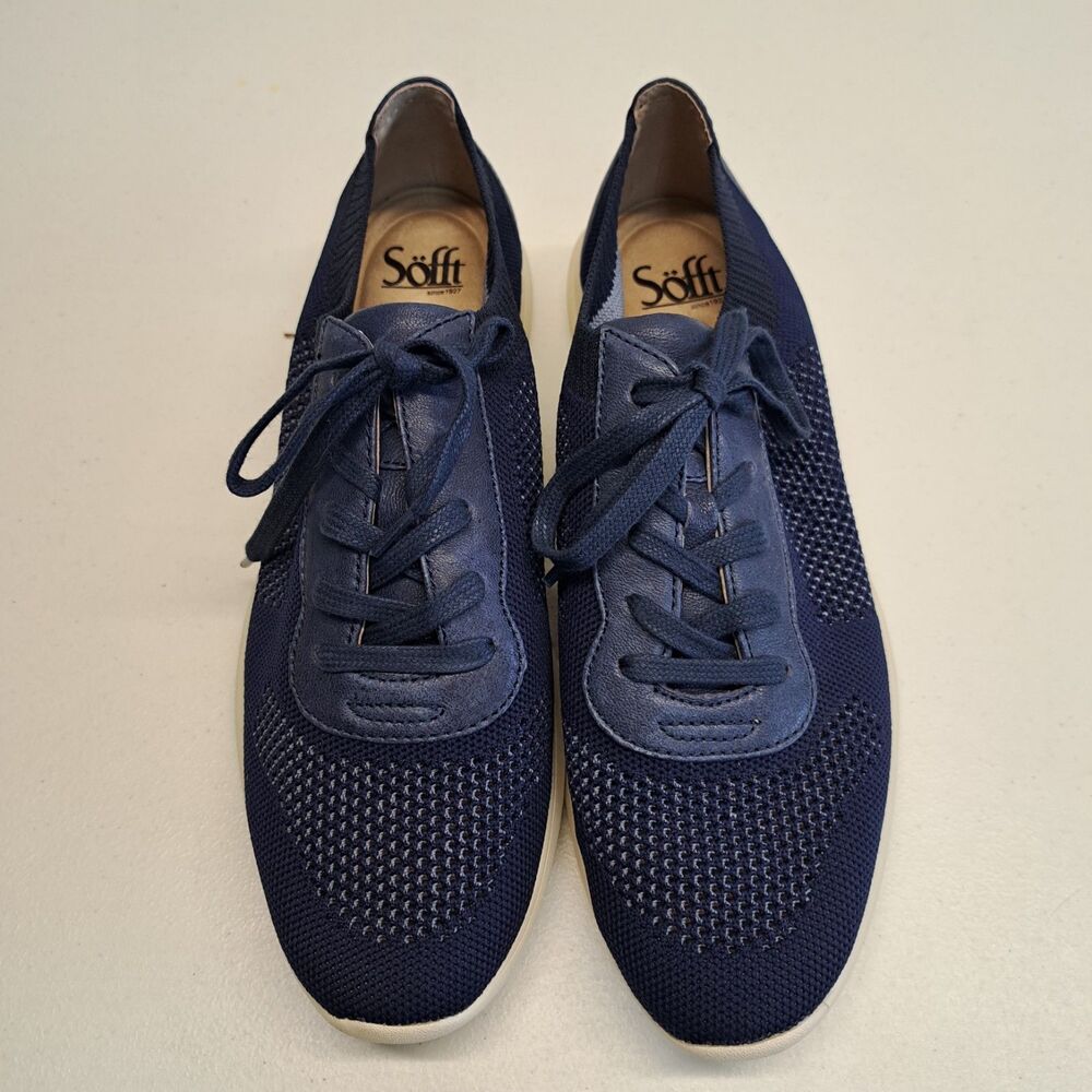 Sofft Women's Size 9.5 Novella Sneaker Navy Blue